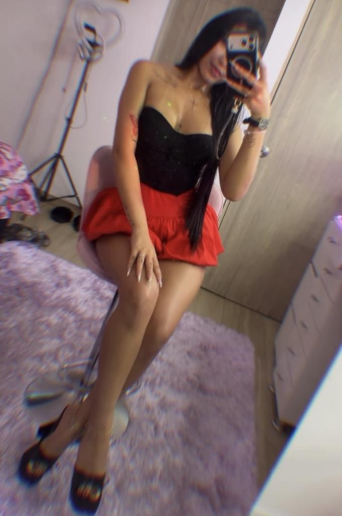 642592609: Chica busca chico en Huelva