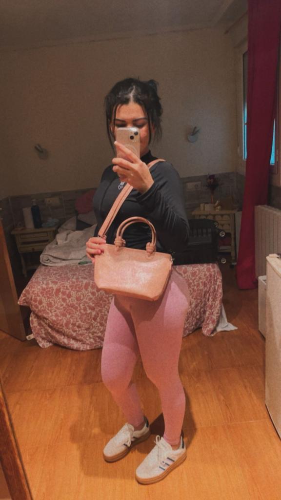 638424211: Chica busca chico en Guipúzcoa