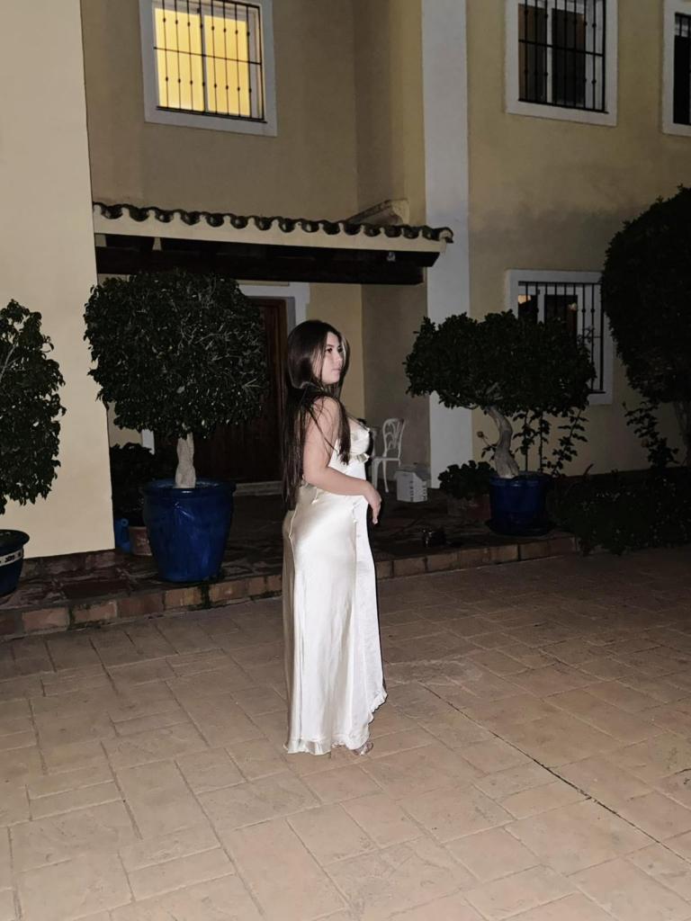 603998341: Chica busca chico en Málaga