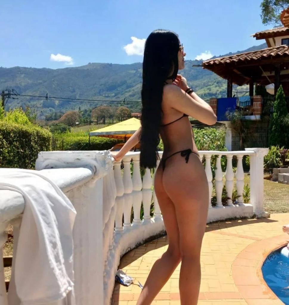 Chica busca chico en Cádiz: 