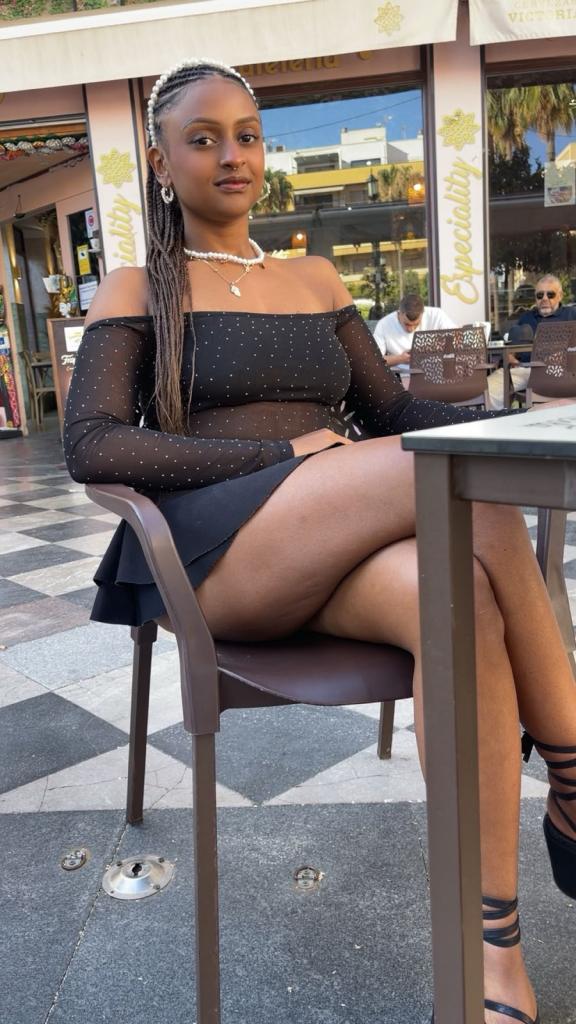 Chica busca chico en Cádiz: 