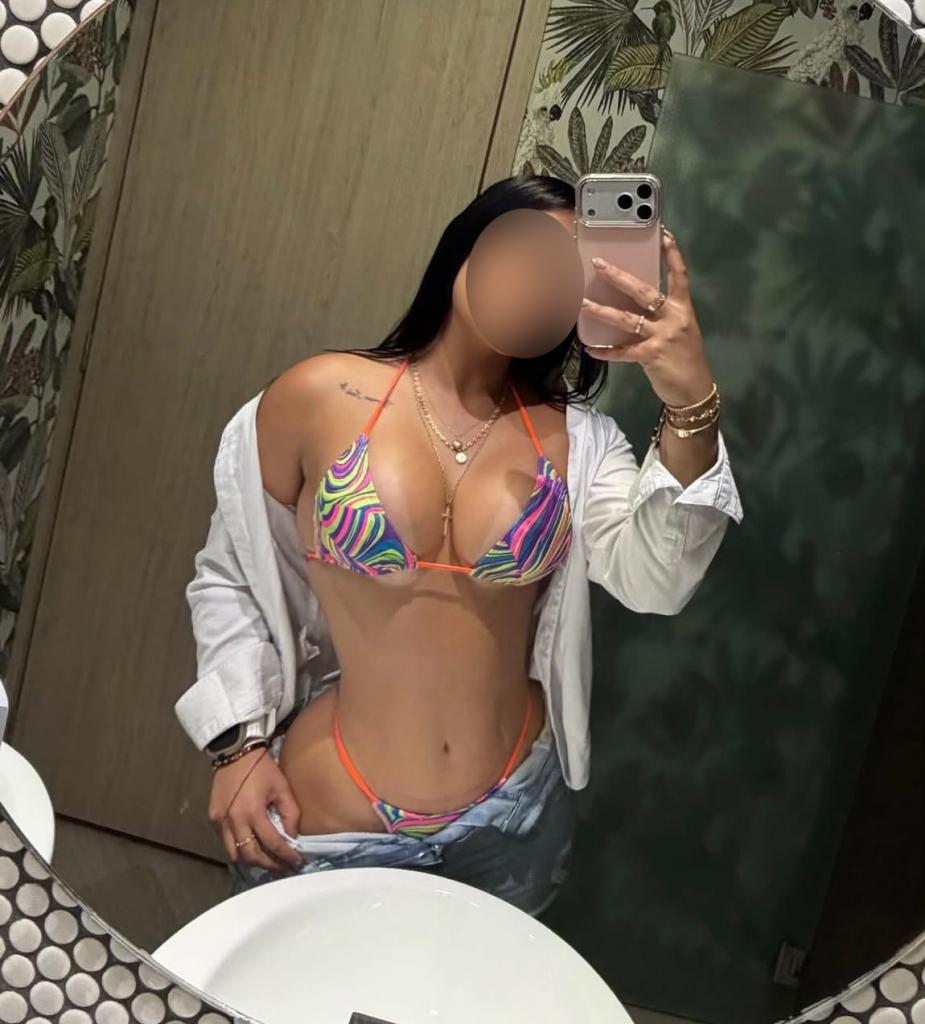 Chica busca chico en La Coruña: 