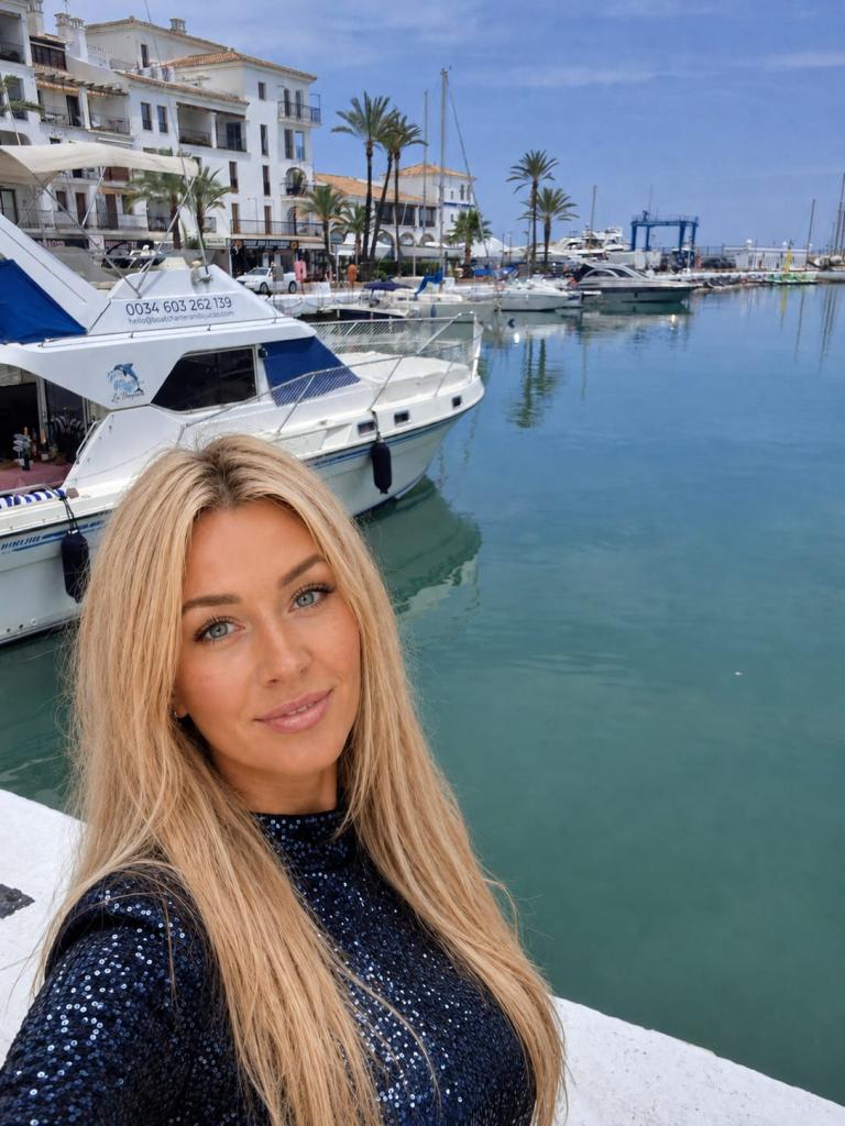 613951043: Chica busca chico en Málaga