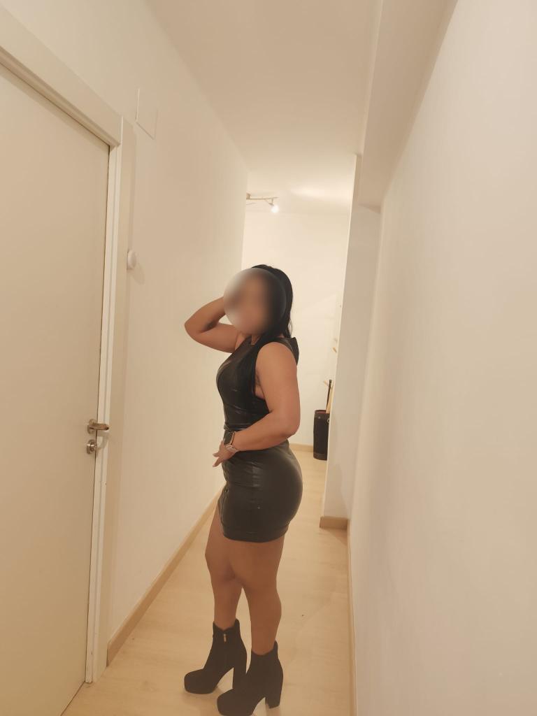 Chica busca chico en Asturias: 