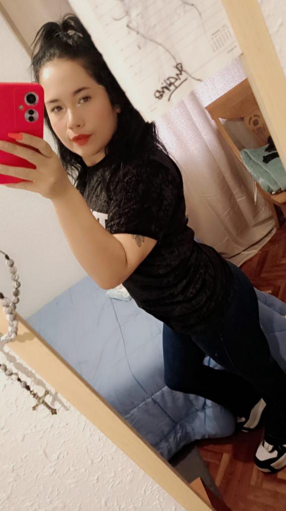 743037821: Chica busca chico en Madrid