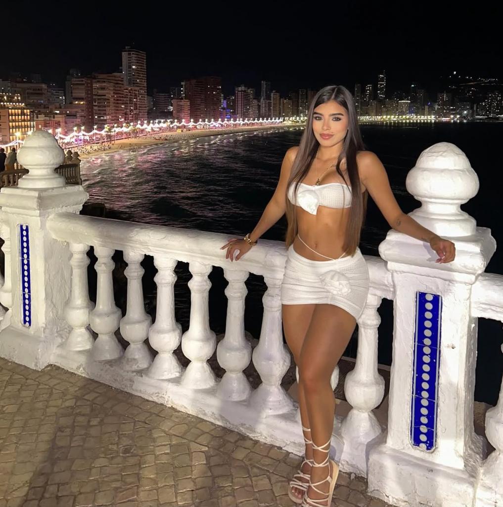 603413147: Chica busca chico en Tenerife