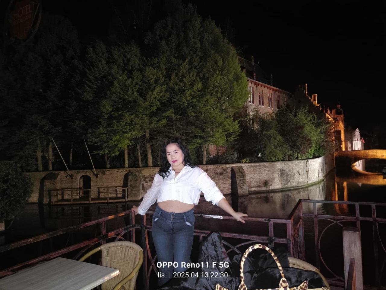 743037821: Chica busca chico en Madrid