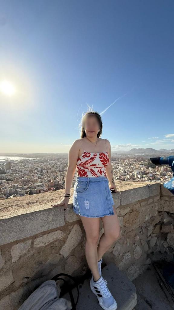 Chica busca chico en Alicante: 