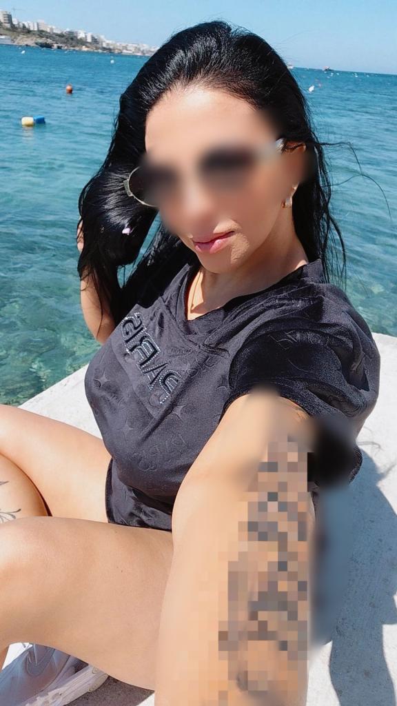 Chica busca chico en Tenerife: 