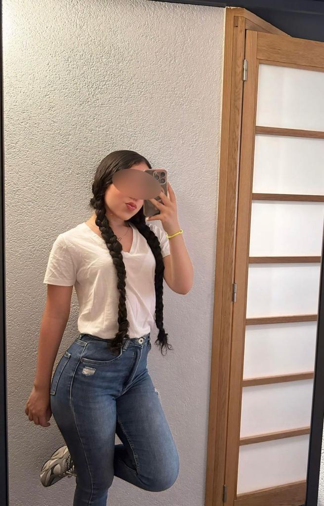 Chica busca chico en Almería: Chica busca chico