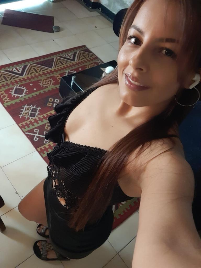 Chica busca chico en Alicante: 