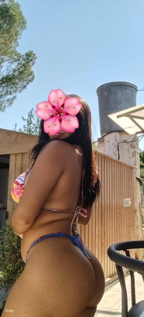 614303691: Chica busca chico en Sevilla