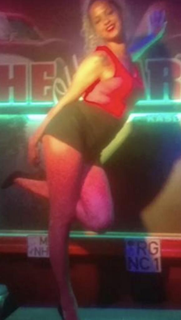 Chica busca chico en Alicante: 
