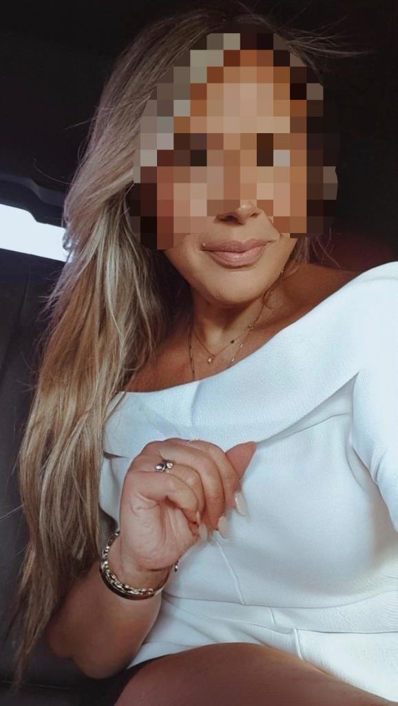614869743: Chica busca chico en La Coruña