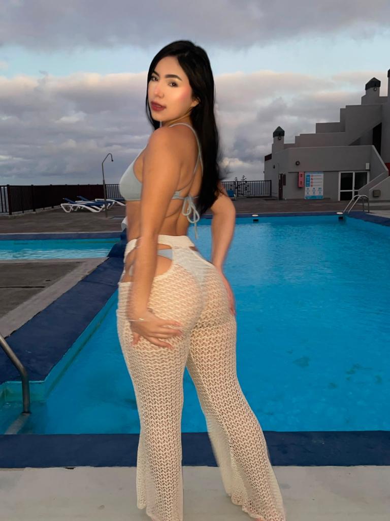 Chica busca chico en Tenerife: 