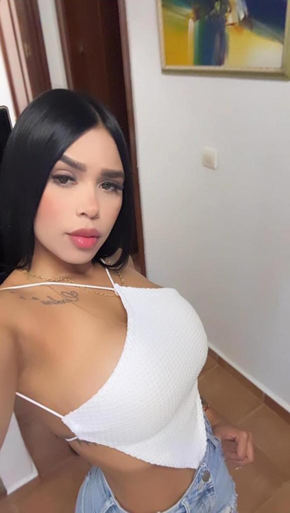 Chica busca chico en Tenerife: 