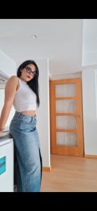 671783955: Chica busca chico en Barcelona