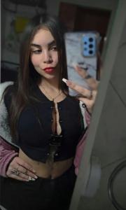 663122340: Chica busca chico en Murcia