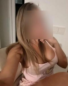 658052221: Chica busca chico en Asturias