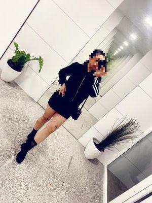 678717275: Chica busca chico en Barcelona