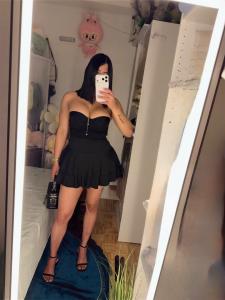 667478355: Chica busca chico en Madrid
