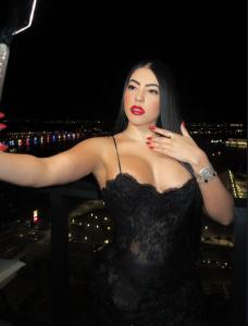 643904201: Chica busca chico en Mallorca