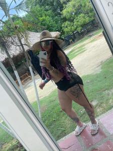 745069553: Chica busca chico en Zaragoza