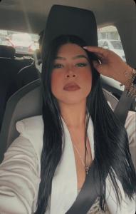 680700896: Chica busca chico en Sevilla