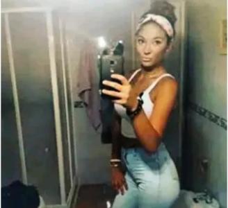 672568555: Chica busca chico en Sevilla