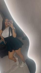 745056868: Chica busca chico en Tenerife