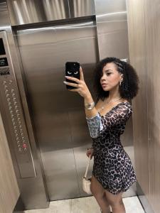 666314466: Chica busca chico en Ibiza