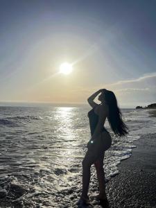 645098228: Chica busca chico en Alicante