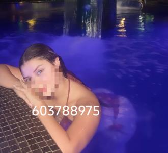 603788975: Chica busca chico en Menorca