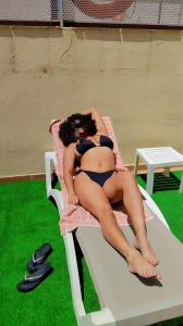 614303691: Chica busca chico en Sevilla