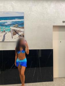 604169454: Chica busca chico en Madrid