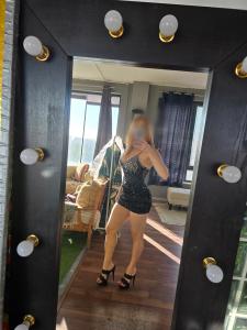 615584125: Chica busca chico en Málaga