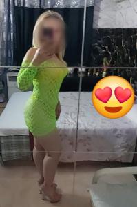631029847: Chica busca chico en Gerona