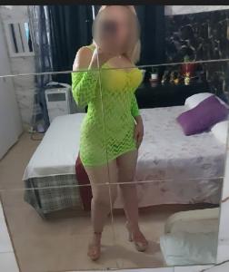 631029847: Chica busca chico en Gerona