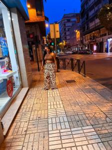 643704359: Chica busca chico en Alicante