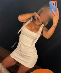 687099420: Chica busca chico en Asturias