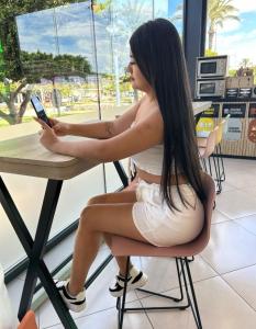 632224161: Chica busca chico en Madrid