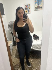 627476935: Chica busca chico en Valencia