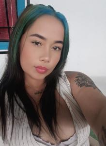 743037821: Chica busca chico en Madrid