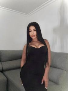 641381741: Chica busca chico en Zaragoza