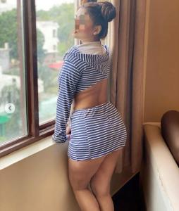 611256465: Chica busca chico en Madrid