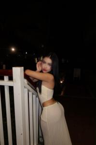 614893885: Chica busca chico en Castellón
