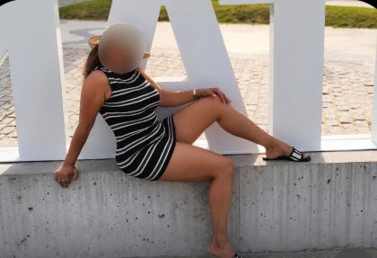 643759513: Chica busca chico en Cantabria