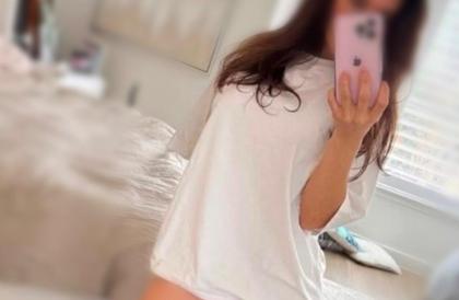 649882193: Chica busca chico en Madrid