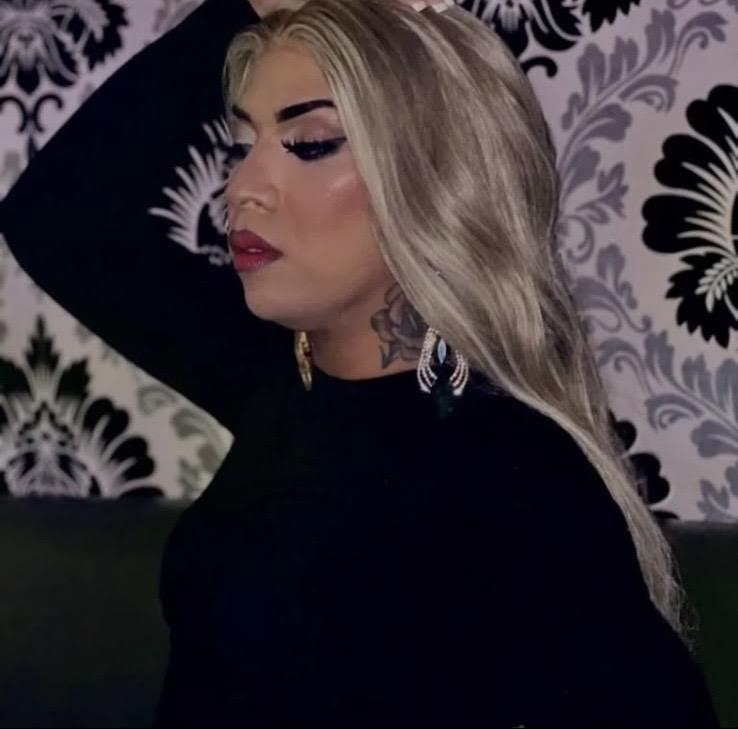 672523371: Transexual en Orense