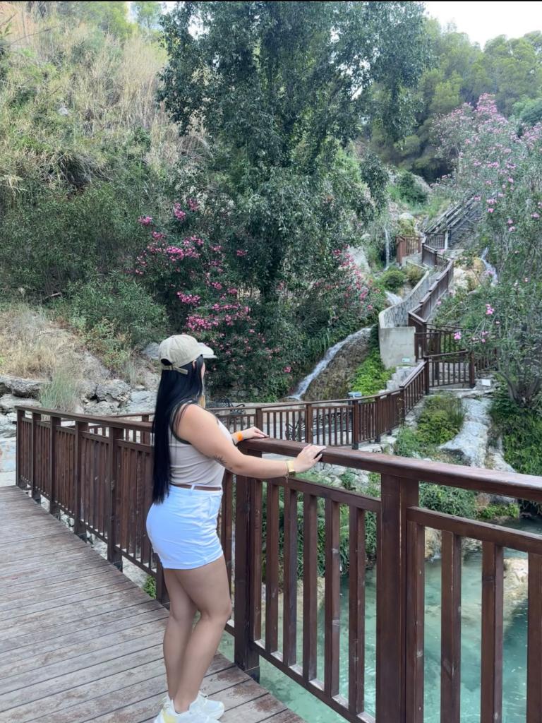 642630185: Chica busca chico en Valencia